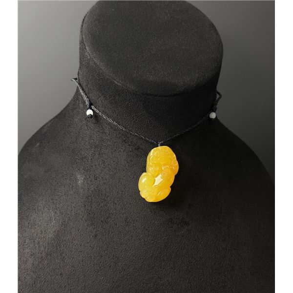 Chinese Carved Yellow Jade Jadeite Pixiu Necklace