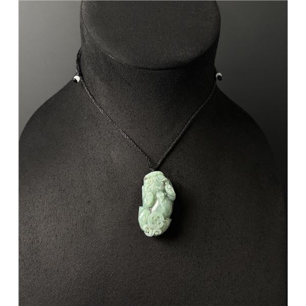 Chinese Carved Jade Jadeite Pixiu Necklace
