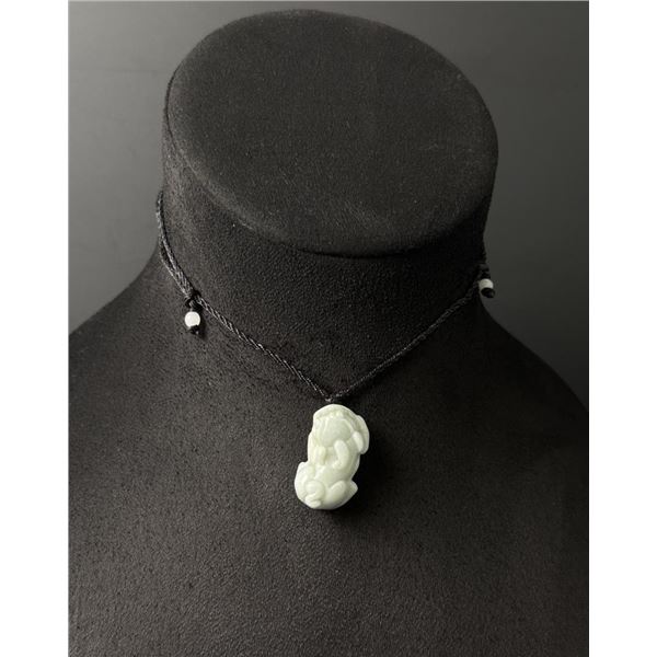 Chinese Carved White Jade Jadeite Pixiu Necklace