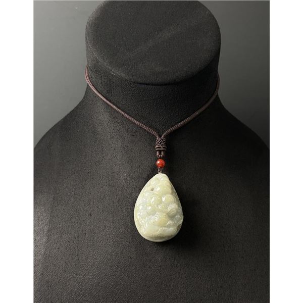 Chinese Carved Jade Jadeite Pixiu Necklace