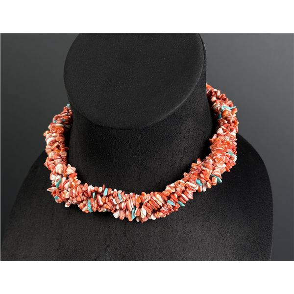 Santo Domingo Pueblo Spiny Oyster Necklace