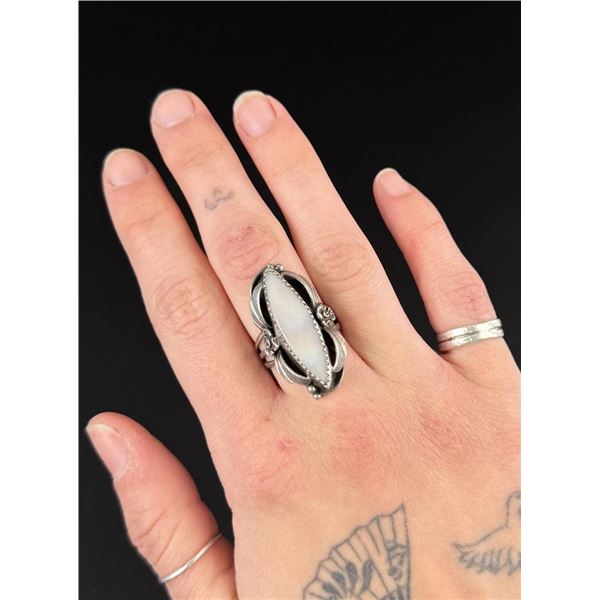 Navajo Sterling Silver Mother of Pearl Ring