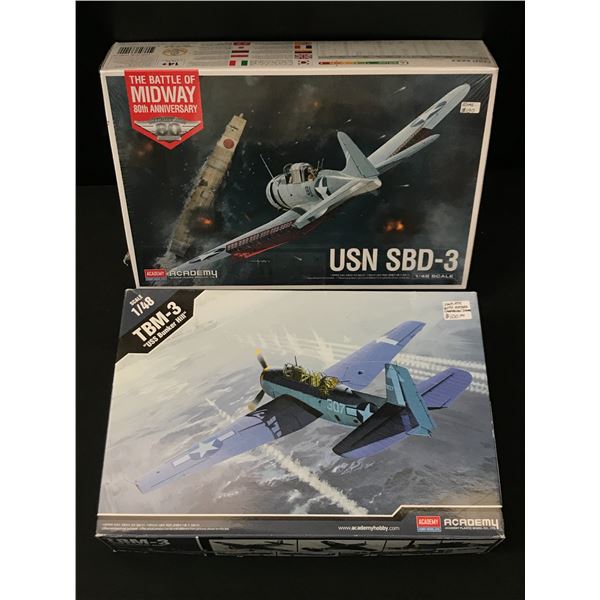 LOT OF 2 MILTARY AIRPLANE MODEL KITS IN ORIGINAL PACKAGING