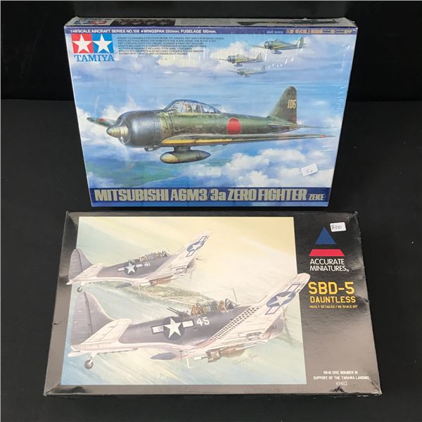 LOT OF 2 MILTARY AIRPLANE MODEL KITS IN ORIGINAL PACKAGING
