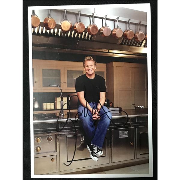GORDAN RAMSEY SIGNED 6 X 8 PHOTO
