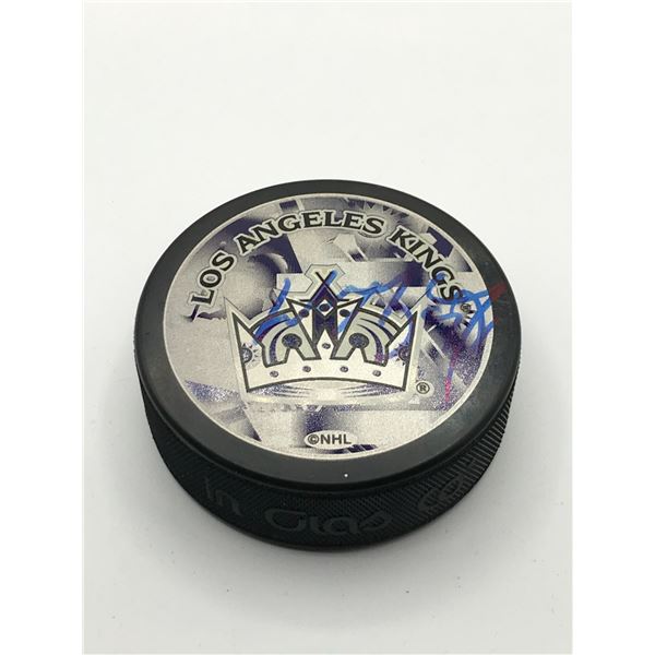 WAYNE GRETZKY SIGNED PUCK - ELITE SPORTS COA