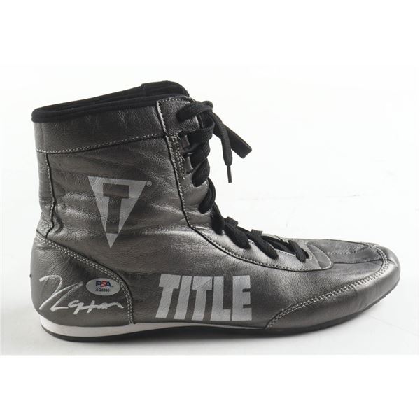 JULIO CESAR CHAVES BOXING BOOT PSA COA