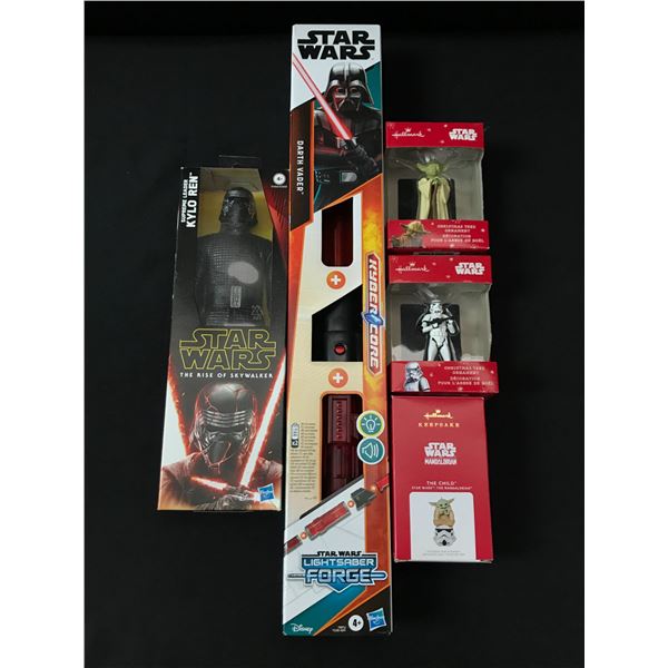 LOT OF MISCELLANEOUS STAR WARS TOYS IN ORIGINAL PACKAGING