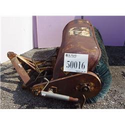 TRACTOR MOUNTED SWEEPER/BROOM