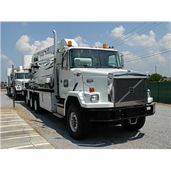 2000 AUTOCAR ACL64B BRIDGE INSPECTION TRUCK