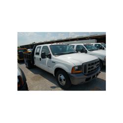 2005 FORD F350 CREWCAB FLATBED TRUCK