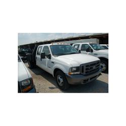 2004 FORD F350 CREWCAB FLATBED TRUCK