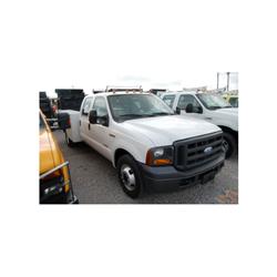2006 FORD F350 CREWCAB SERVICE TRUCK