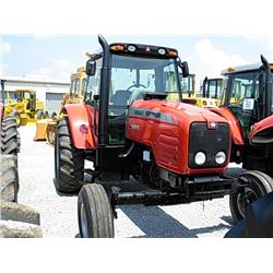 MASSEY FERGUSON 5465 FARM TRACTOR