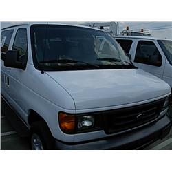 2007 FORD E350 VAN