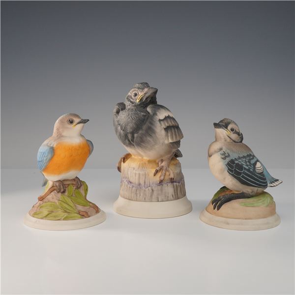 3pc Boehm Porcelain Figurines, Baby Blue Bird, Fledgling Magpie, and Baby Blue Jade