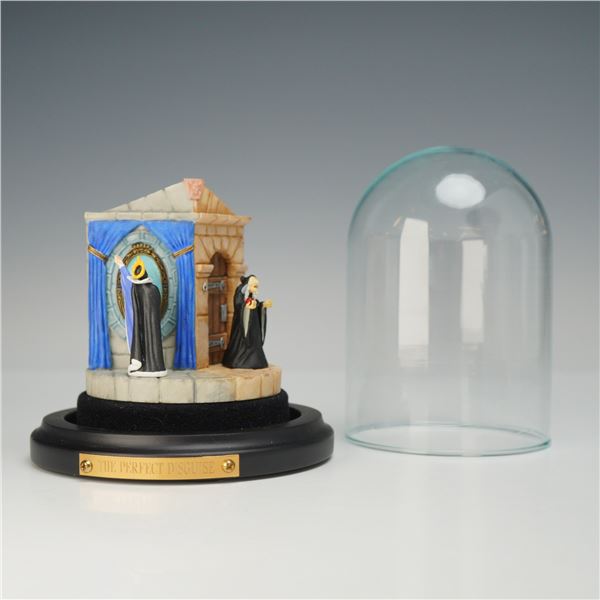 Goebel Miniatures The Perfect Disguise Disneyana Convention 1997 Limited Edition Figurine