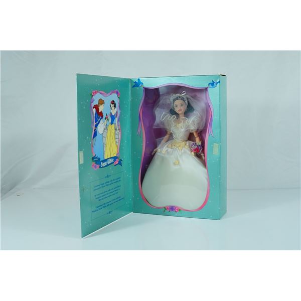 Mattel Wedding Snow White Collector Doll, 12 Inches