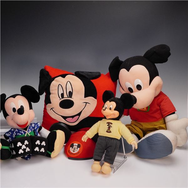 6pc Vintage Mickey Mouse Plushies and Hat