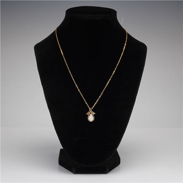 14K Gold-Filled Pendant Necklace with Pear-Shaped Opal