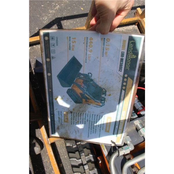 2026 Landhonor Mini Skid Steer Motor - LHRME380X2 - NEW