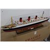 Image 2 : Queen Mary Lighted 39"  Ship Model