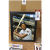 Image 1 : Hank Aaron Autographed Baseball Photo
