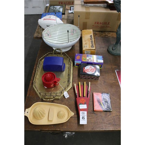 Vintage Tins, Electric Knife, Brass Tray, Tupperware, Juicers, Utensil Set, Floral Punch Bowl