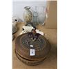Image 1 : Woven Basket, Mantle Clock, Piggy Bank, Rooster Décor
