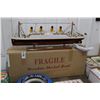 Image 1 : RMS Titanic  27.5"  Cruise Ship Model