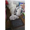 Image 2 : Lighted Vanity Mirror, Books, Fan, Globe Shades