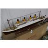Image 2 : RMS Titanic Lighted 39.5"  Ship Model