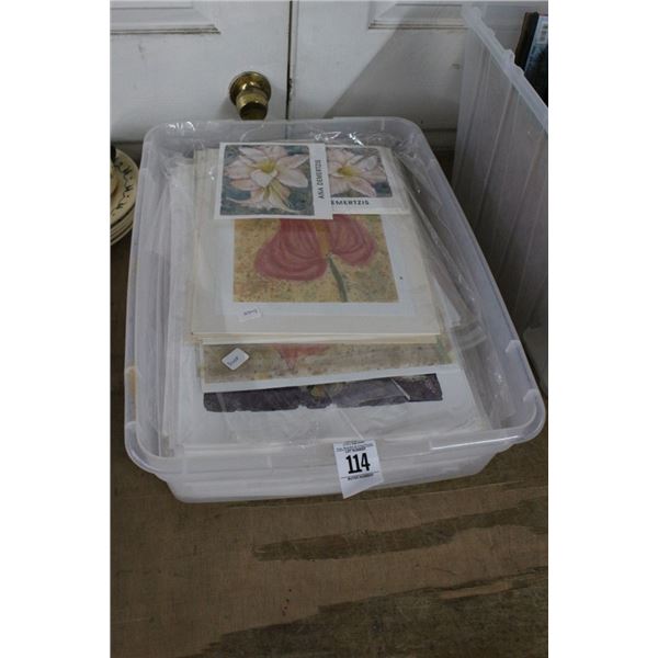 Tub w/Unframed Art - Large Quantity