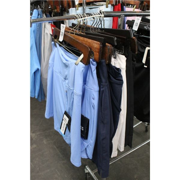 12-Ladie's Golf Skorts - 12 X $