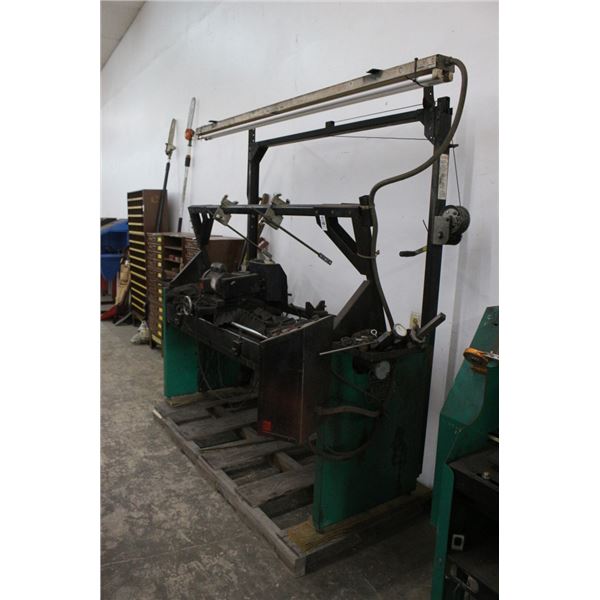 Foley United ACCU  600 Manual Spin/Relief Reel Mower Grinder Machine