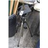 Image 1 : Tripod