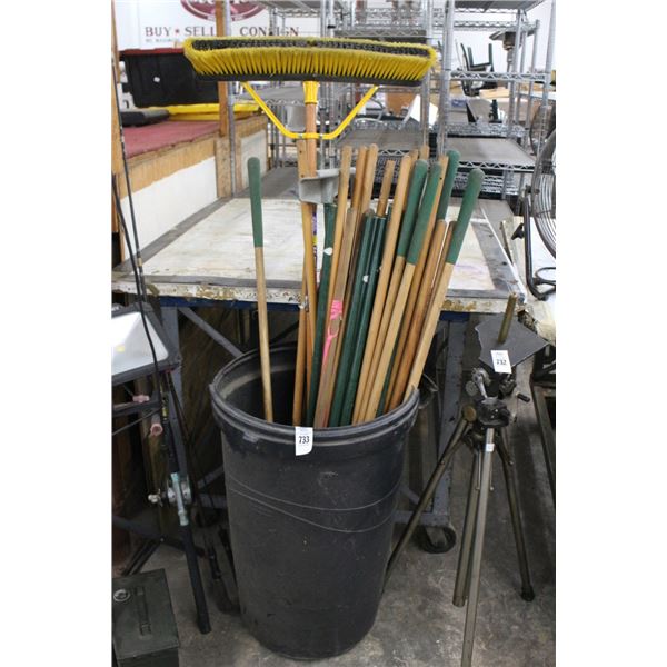 Waste Can w/Push Broom, Asst. Tool Handles