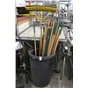 Image 1 : Waste Can w/Push Broom, Asst. Tool Handles