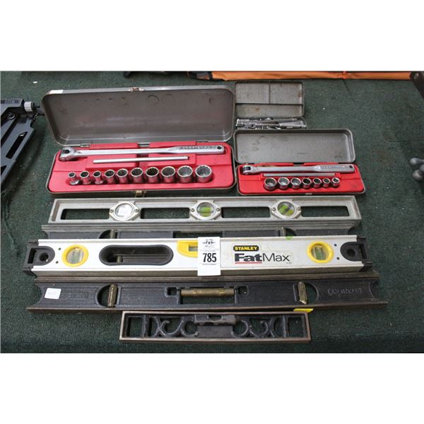 Socket Sets, Levels