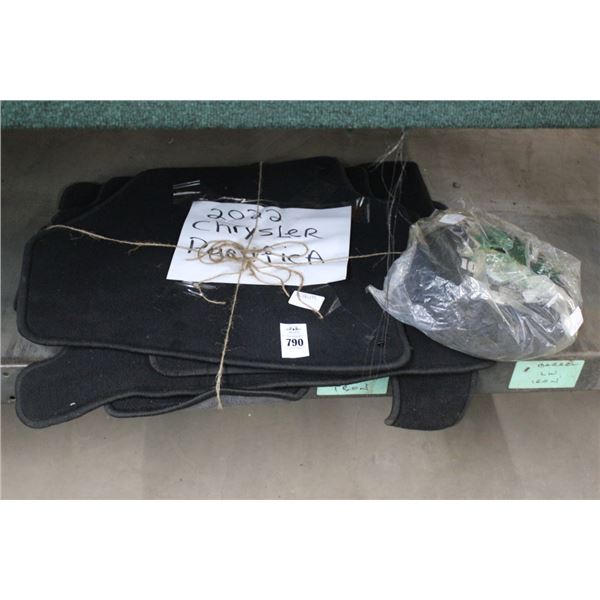 2020 Chrysler Pacifica Floor Mats, Wheel/Tire