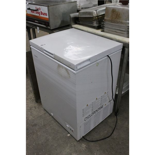 Galanz  2'  Chest Freezer