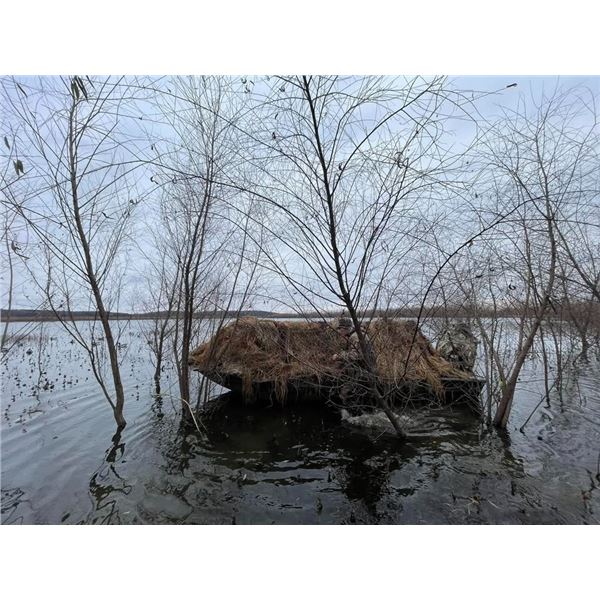 River Hunt for Waterfowl in Iowa for Three Hunters.