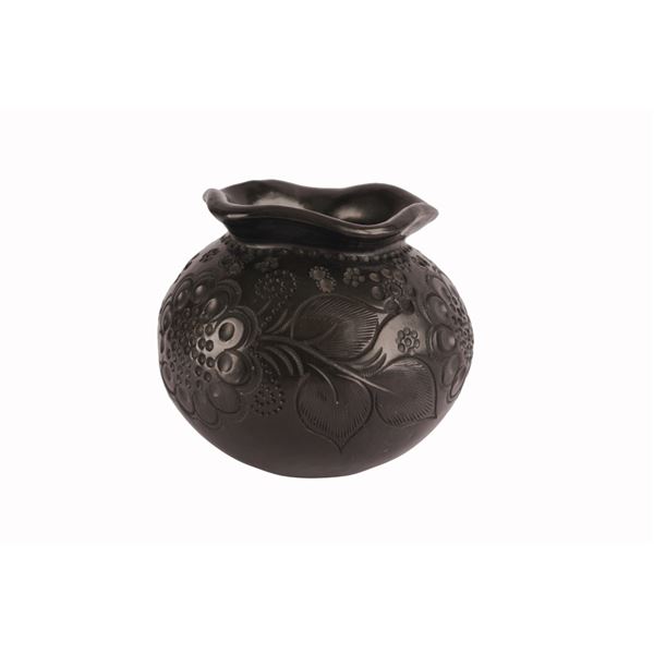 Barro Negro (Black Clay) Vase - Oaxaca, Mexico