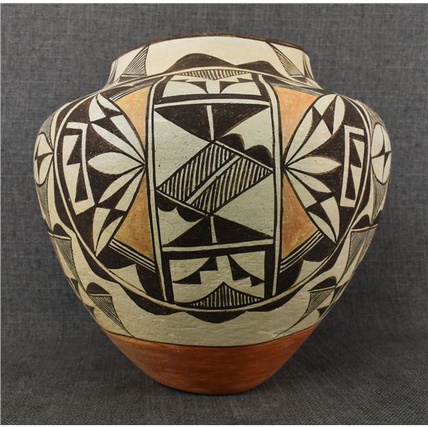 ACOMA POTTERY OLLA