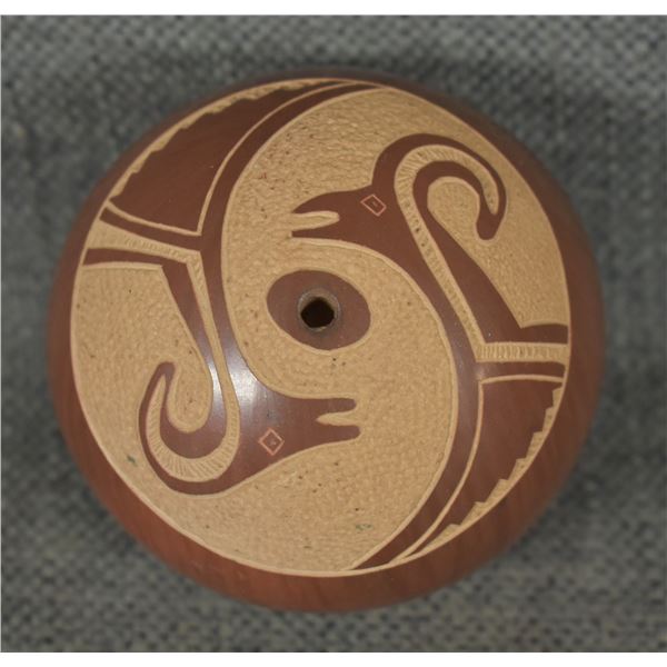 SANTA CLARA POTTERY SEED JAR (DOLLY NARANJO SMITH)