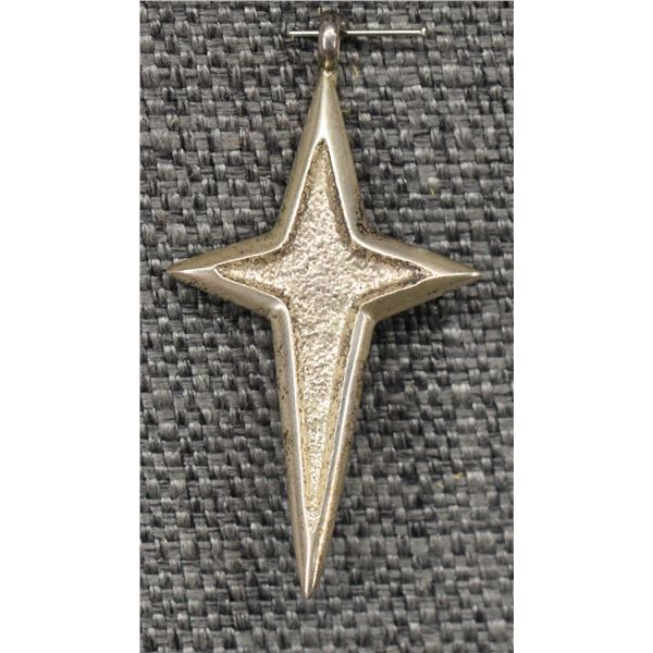 NAVAJO CROSS (MONTY CLAW)