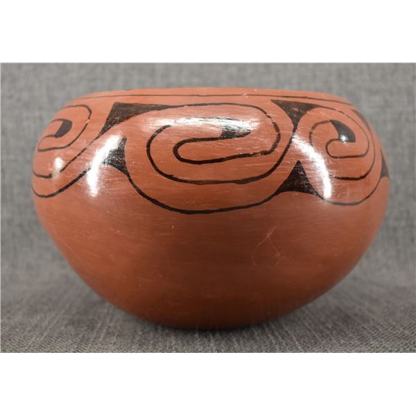 MARICOPA POTTERY BOWL (ANITA REDBIRD)