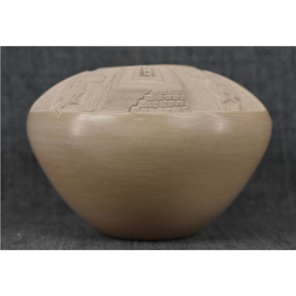 HOPI POTTERY JAR (NOLAN YOUVELLA NAMPEYO)