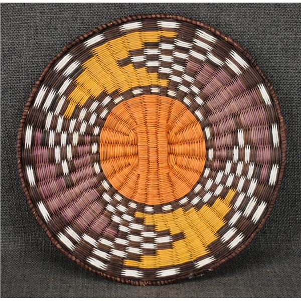 HOPI BASKETRY PLAQUE (BETSY TALASHOMA)