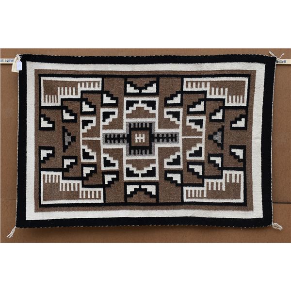NAVAJO TEXTILE (LUCY H YAZZIE)